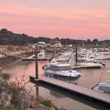 Maison Mitoyenne à La Palmyre, 5 Personnes - Fr-1-705-29 *