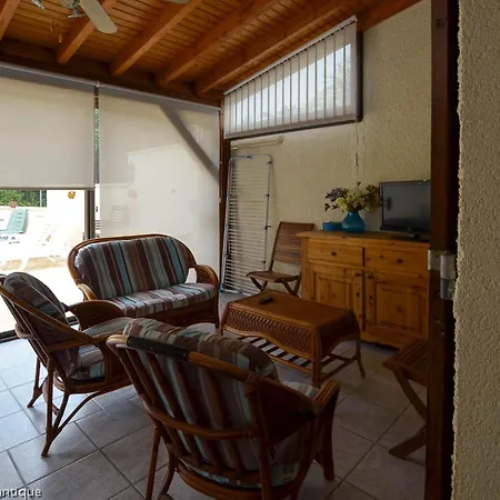 Casa de Férias Maison Mitoyenne à La Palmyre, 5 Personnes - Fr-1-705-29 *