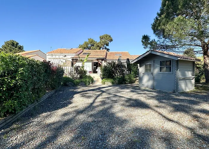 Maison Mitoyenne à La Palmyre, 5 Personnes - Fr-1-705-29 * La Palmyre