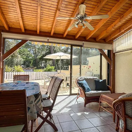 Maison Mitoyenne A La Palmyre, 5 Personnes - Fr-1-705-29
