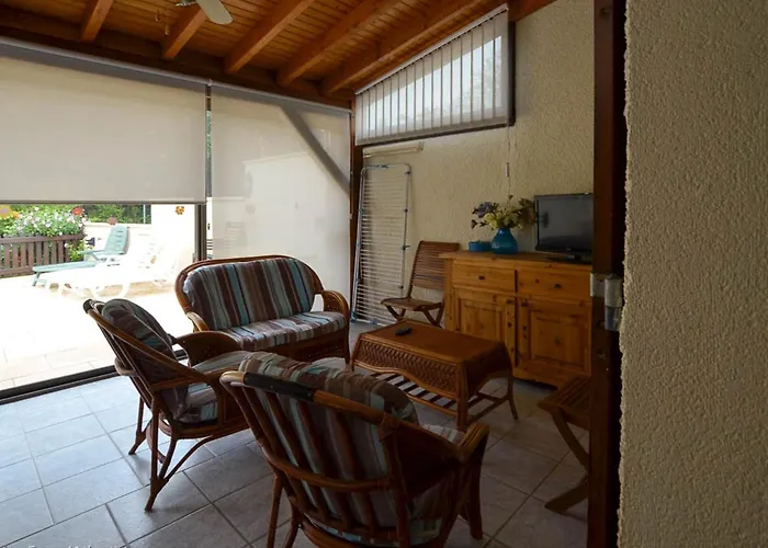 Дом отдыха Maison Mitoyenne A La Palmyre, 5 Personnes - Fr-1-705-29 *